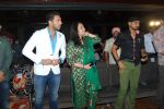Yuvraj Singh, Harbhajan Singh at Music Day live concert Mehfil-e-Sartaaj by Satinder Sartaaj in Mumbai on 21st June 2014